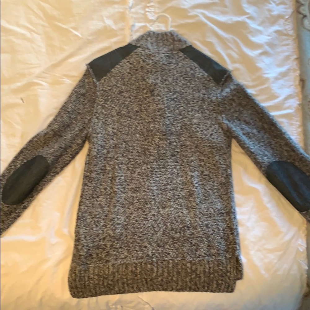 Outpost Sweater - Picture 4 of 4